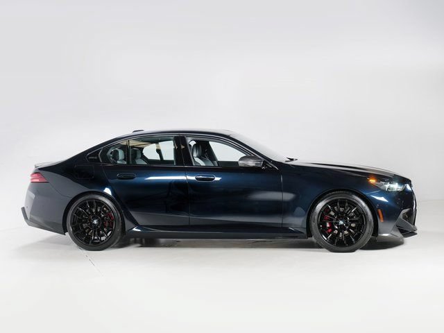 Used 2026 BMW M5 w/ Carbon Package AWD/4WD image 8