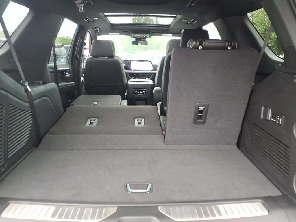 New 2026 Chevrolet Tahoe Premier w/ Sun And Tow Package AWD/4WD image 18