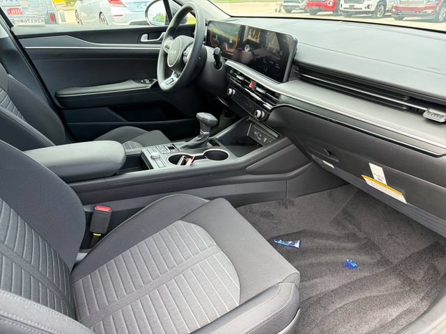 New 2026 Kia K5 LXS FWD image 22