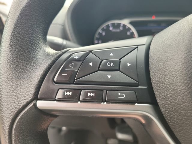 Used 2024 Nissan Sentra SV image 27