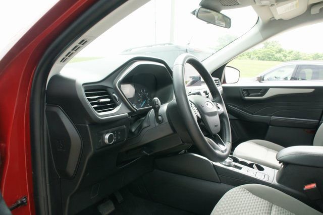 Used 2022 Ford Escape SE w/ Convenience Package image 14