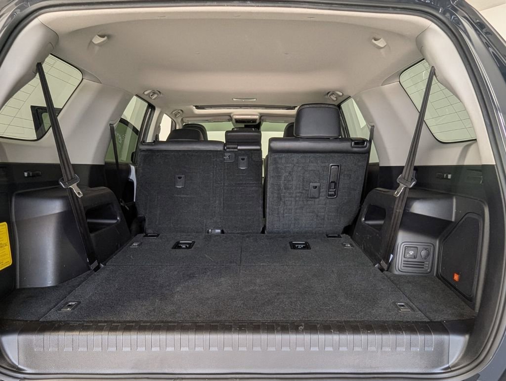 Used 2024 Toyota 4Runner Limited RWD image 29