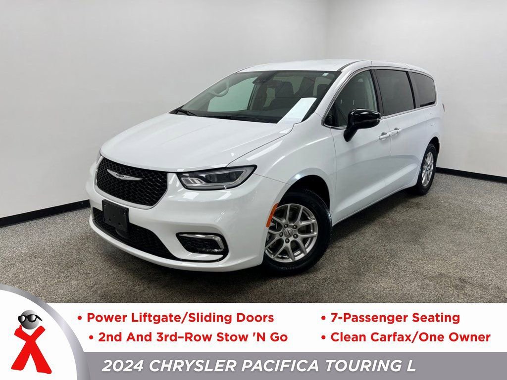 Used 2024 Chrysler Pacifica Touring-L image 1