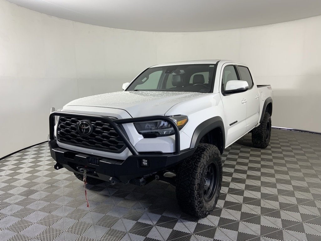 Used 2020 Toyota Tacoma TRD Off-Road image 5