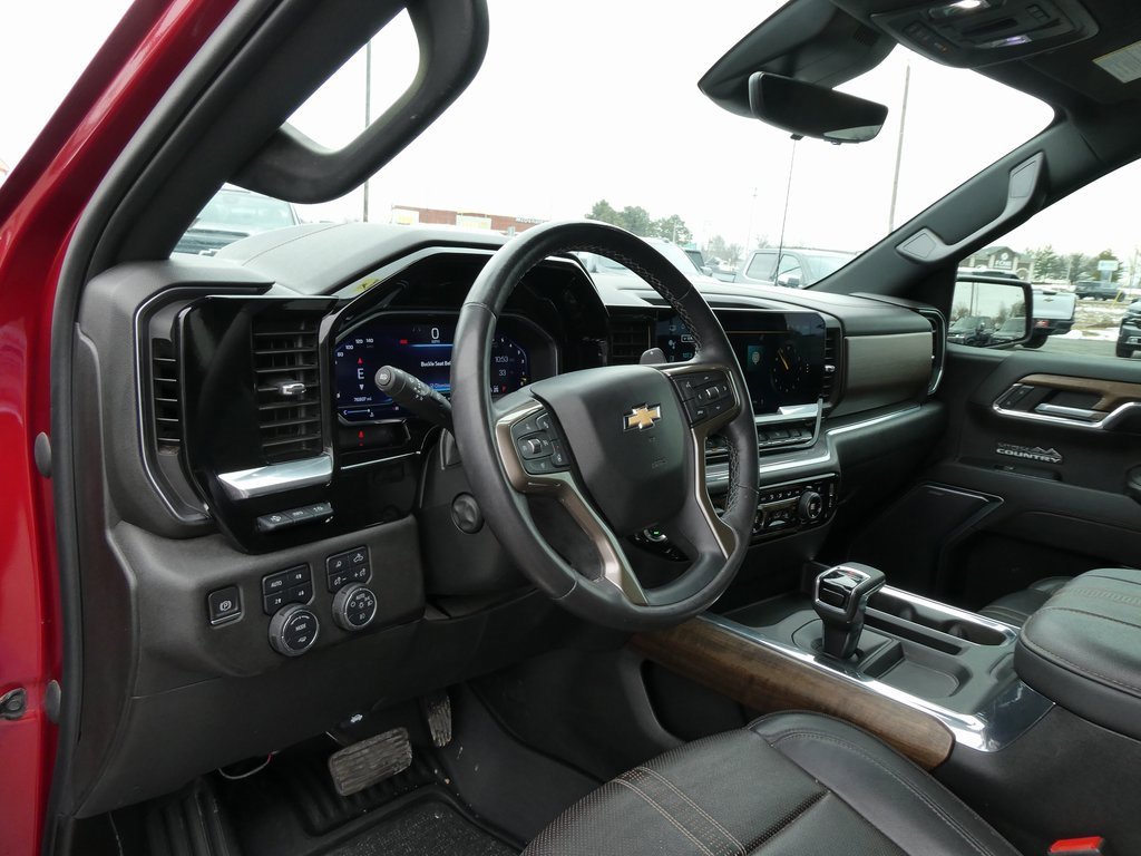Used 2023 Chevrolet Silverado 1500 High Country w/ Technology Package image 22