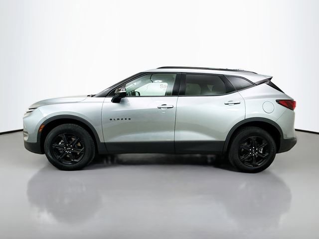 Used 2024 Chevrolet Blazer LT w/ Midnight/Sport Edition image 5