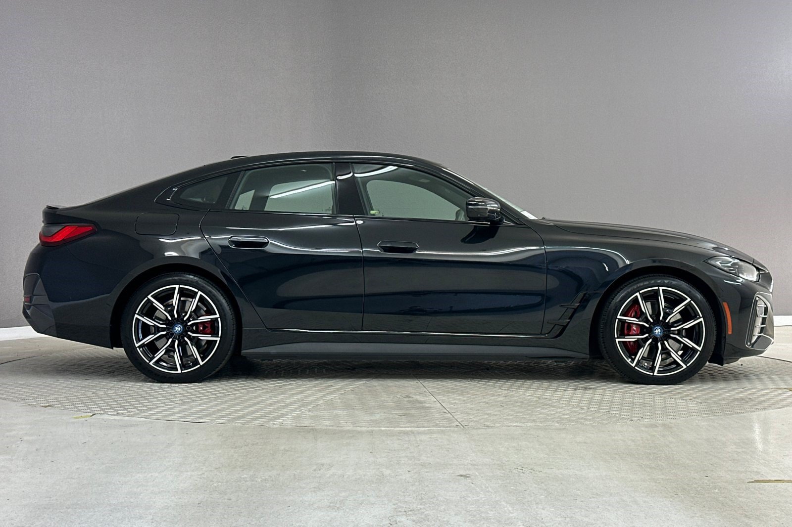 Certified 2024 BMW i4 eDrive40 w/ M Sport Package RWD image 7