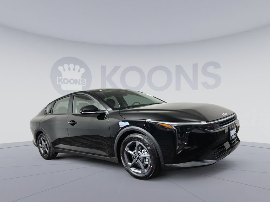 New 2026 Kia K4 FWD image 10