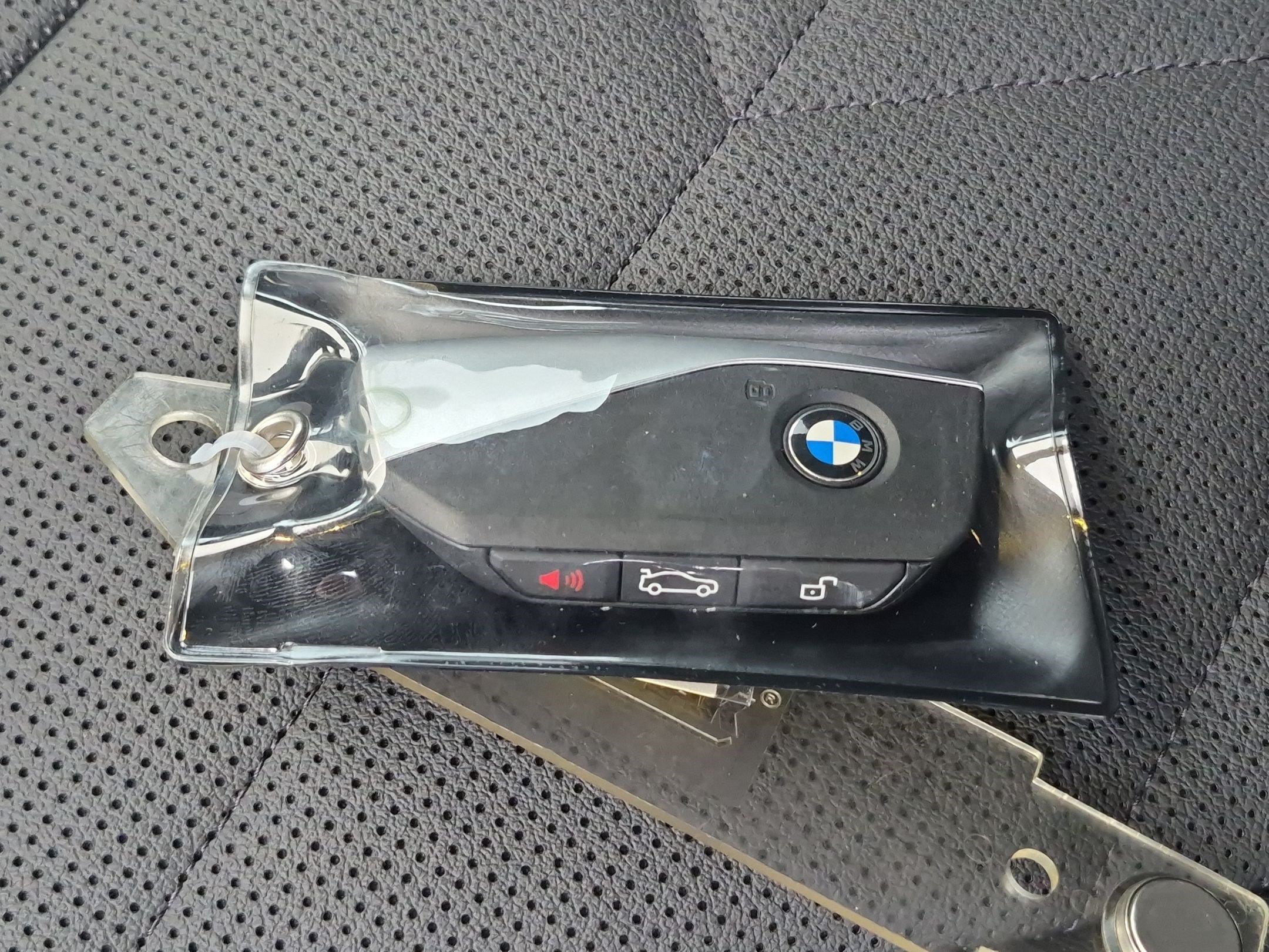 Used 2026 BMW iX xDrive45 w/ Premium Package AWD/4WD image 34