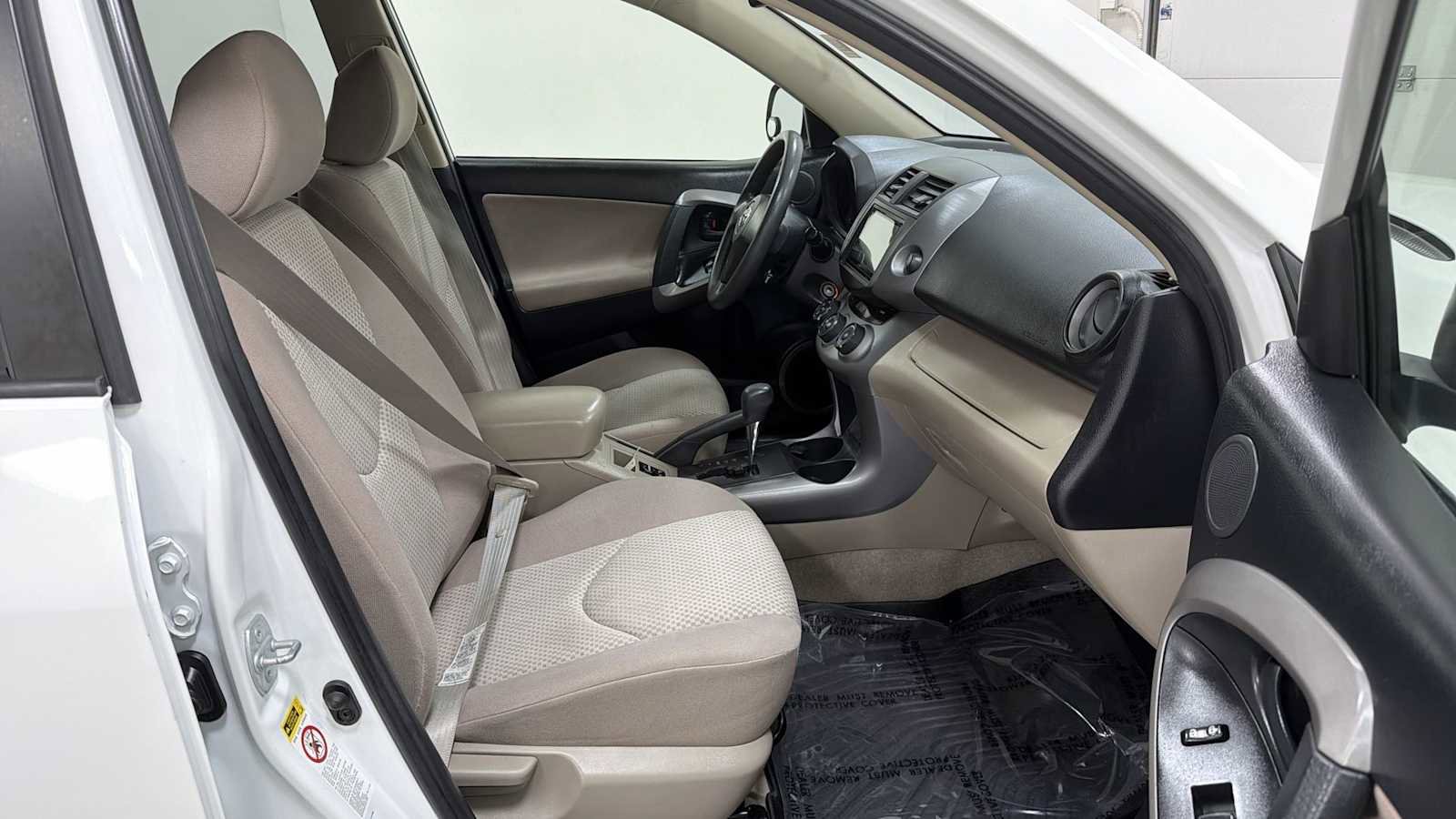 Used 2008 Toyota RAV4 2WD image 28