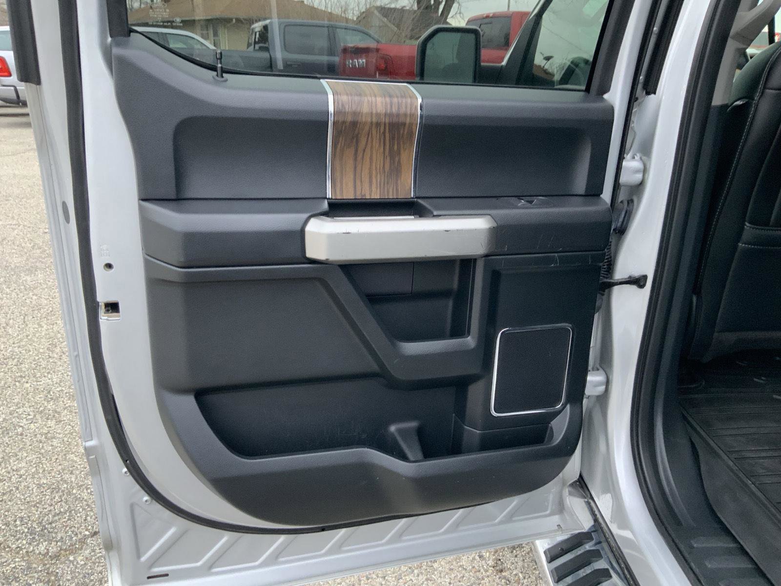 Used 2019 Ford F150 Lariat image 55