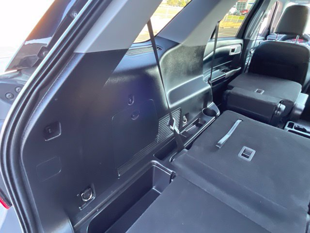 Used 2021 Ford Explorer XLT w/ Equipment Group 202A AWD/4WD image 72