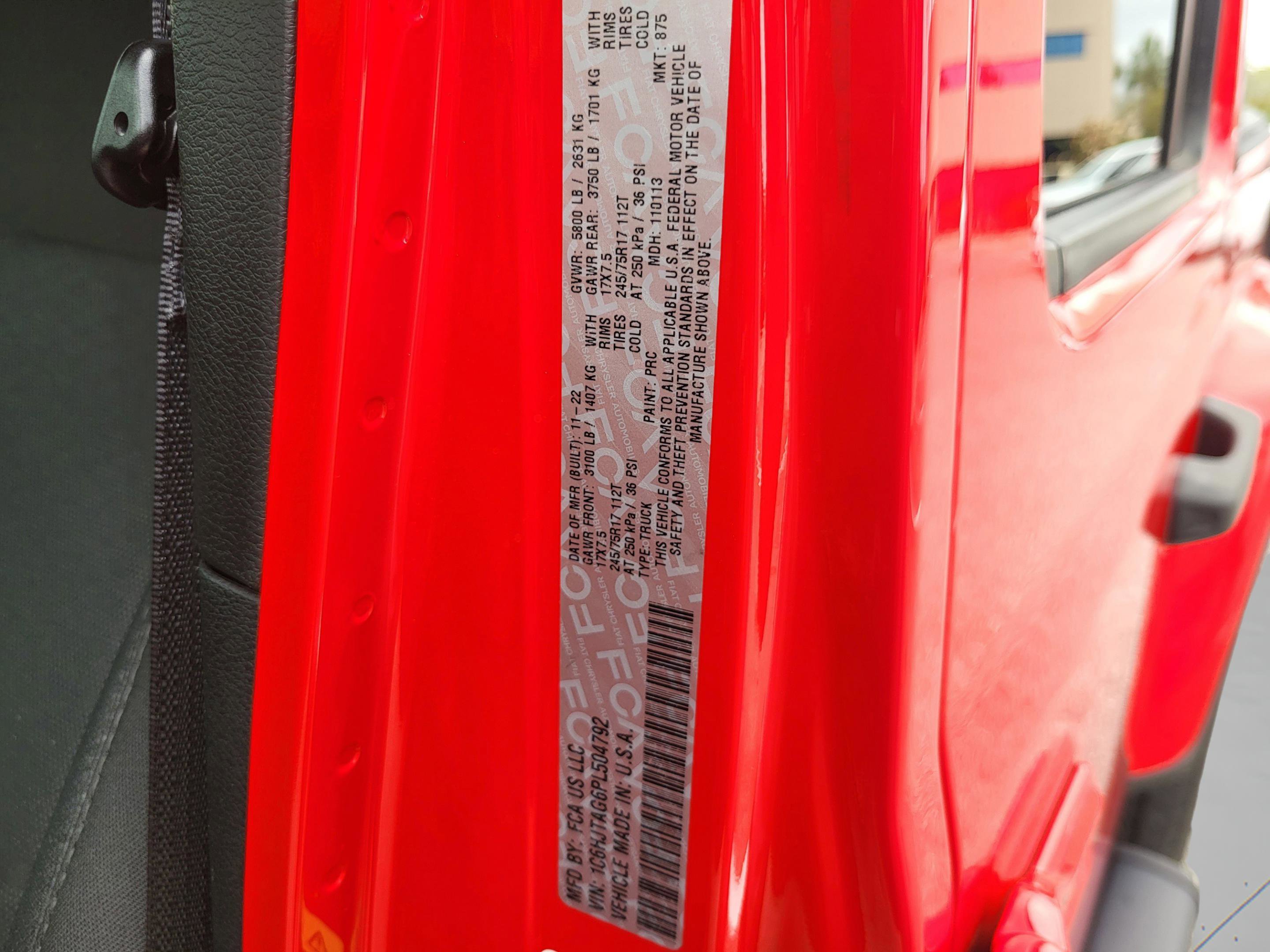 Used 2023 Jeep Gladiator Sport image 34