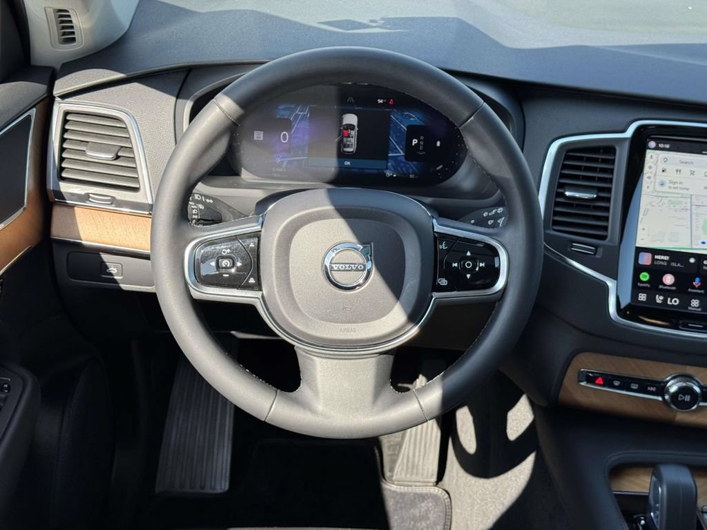 Certified 2023 Volvo XC90 B6 Core w/ Climate Package AWD/4WD image 12