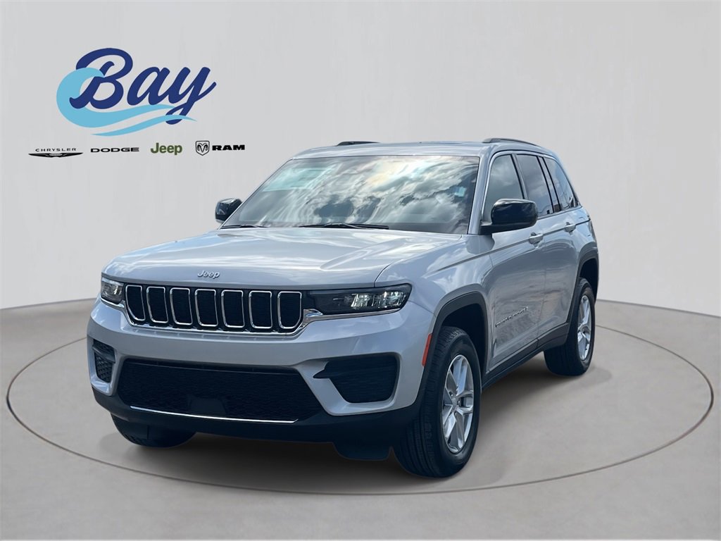 New 2025 Jeep Grand Cherokee Laredo X