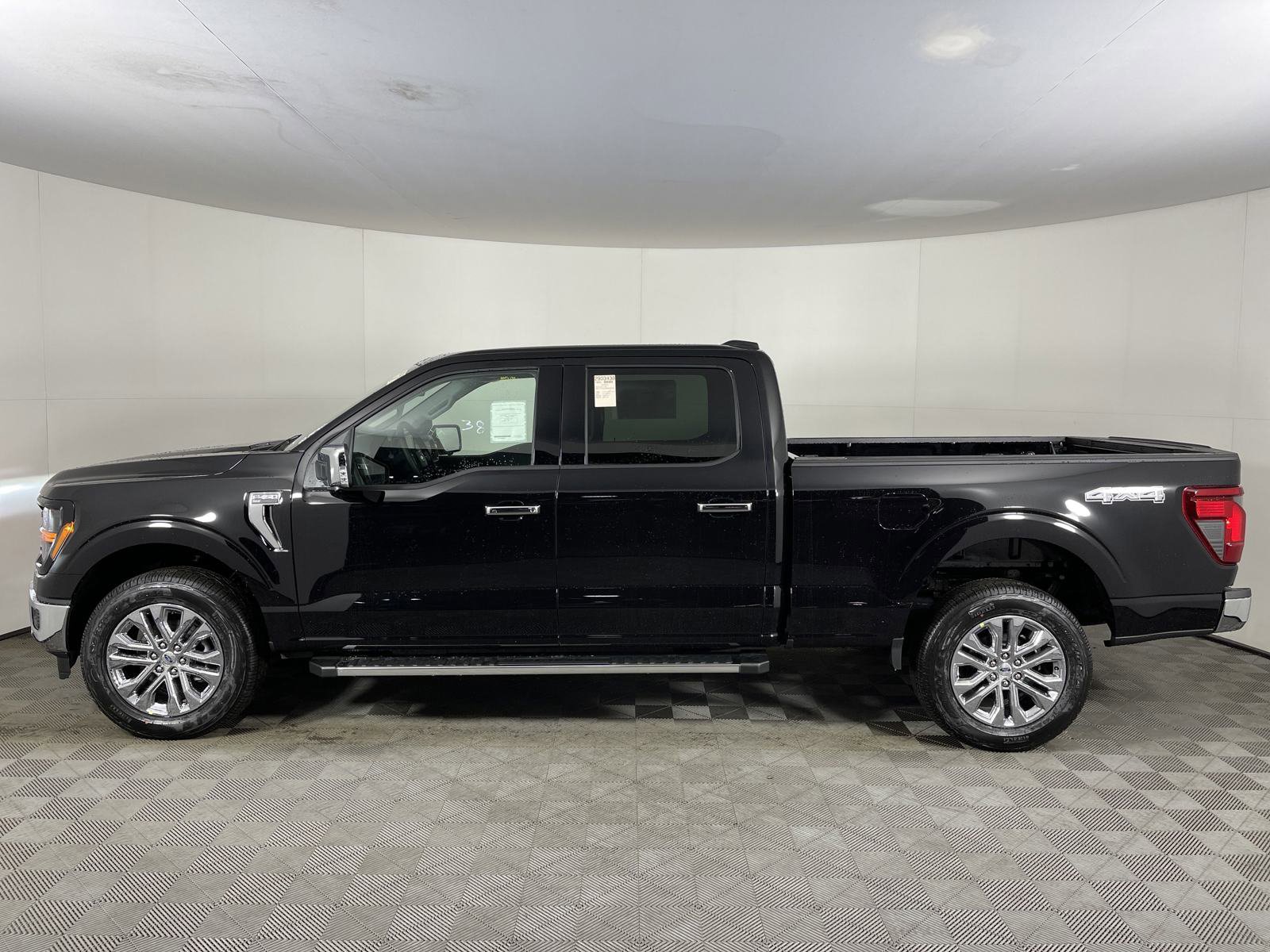 New 2025 Ford F150 XLT w/ Equipment Group 303A High image 3