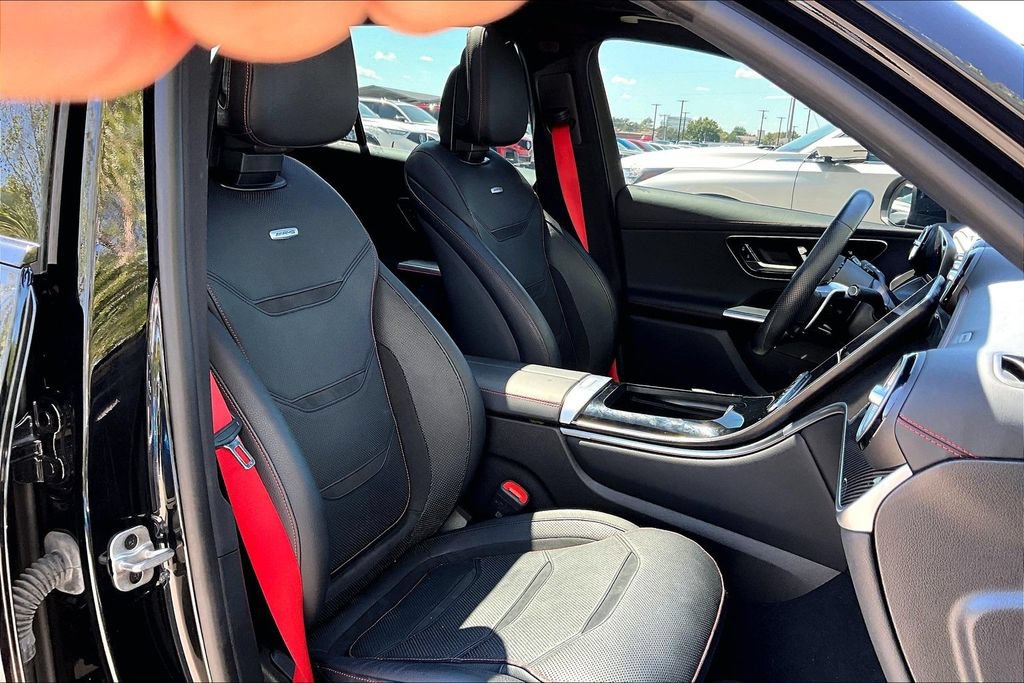 Used 2024 Mercedes-Benz GLC 43 AMG 4MATIC image 9