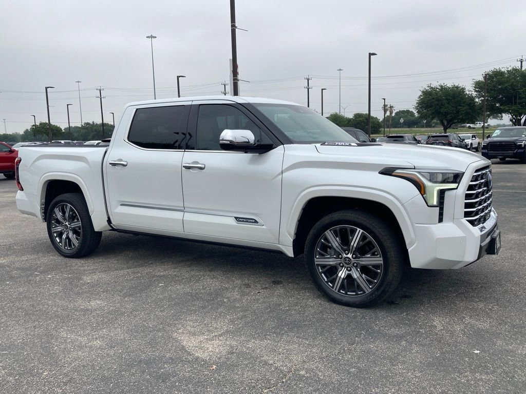 Used 2023 Toyota Tundra Capstone AWD/4WD image 2