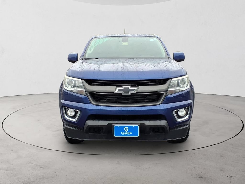 Used 2017 Chevrolet Colorado Z71 AWD/4WD image 2