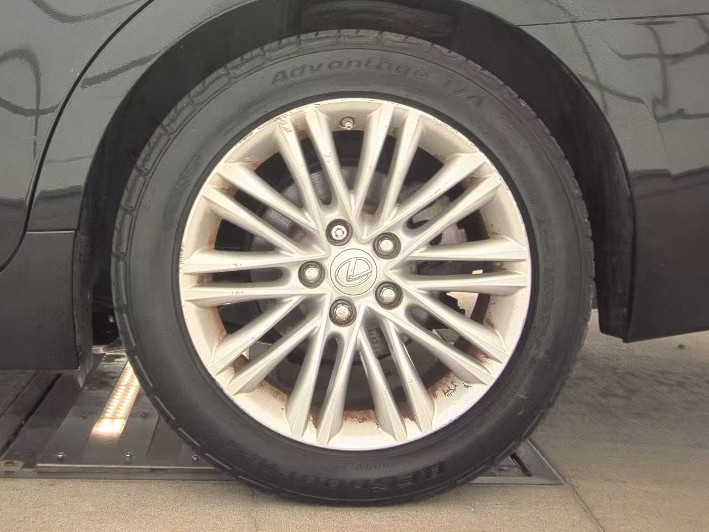 Used 2017 Lexus ES 350 w/ Premium Package FWD image 10