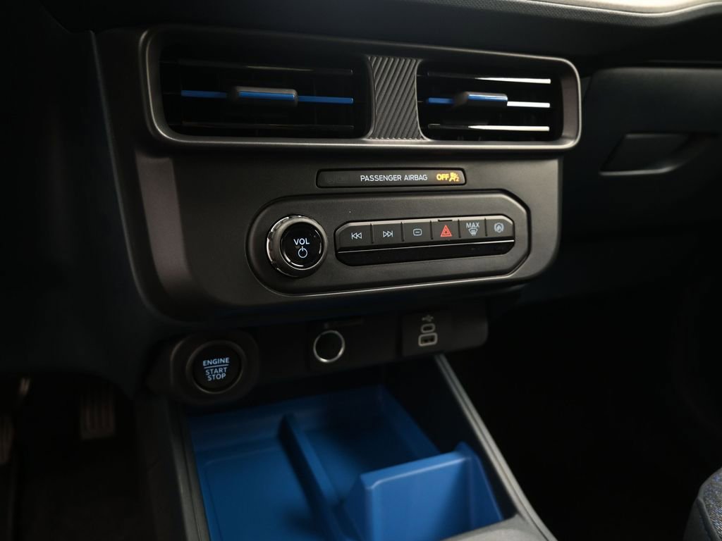 New 2025 Ford Maverick XLT w/ Equipment Group 302A image 15