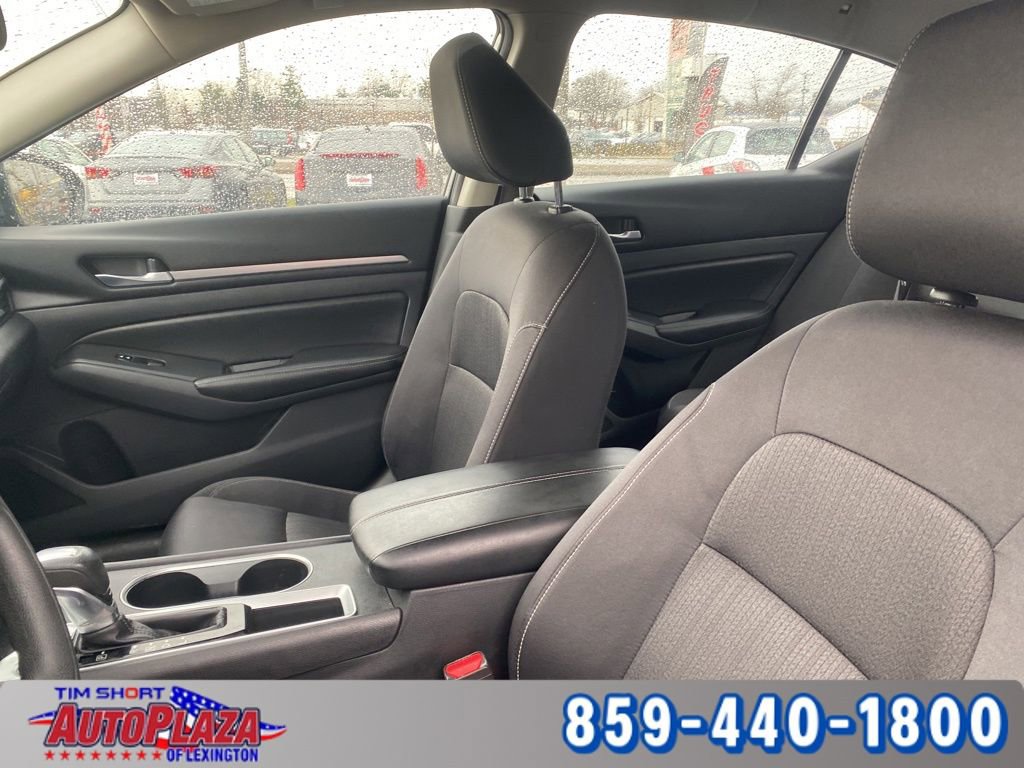 Used 2022 Nissan Altima 2.5 SV image 11