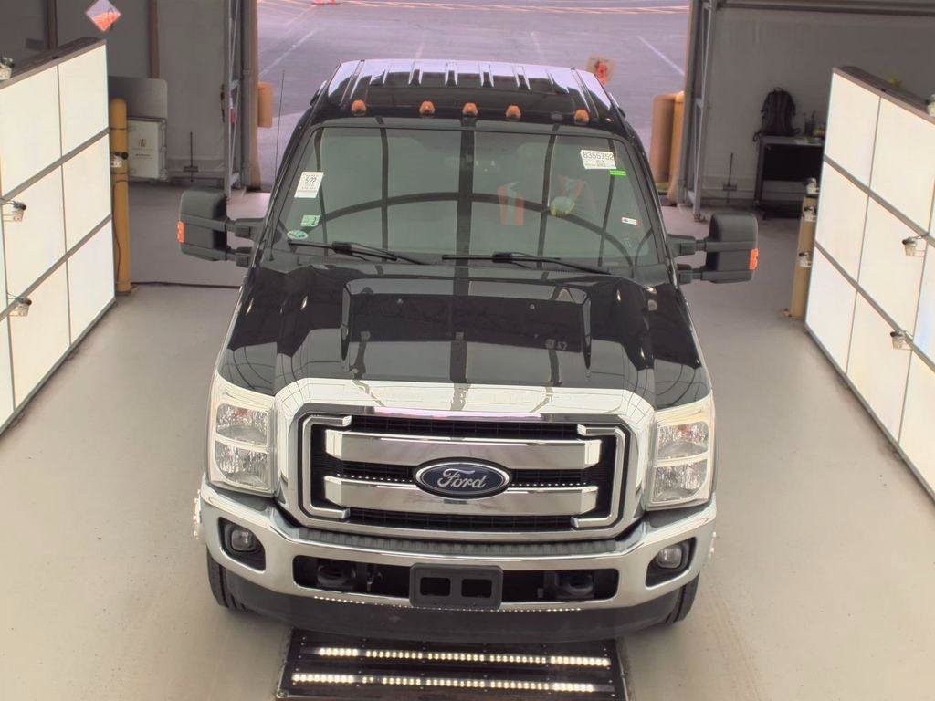 Used 2016 Ford F350 Lariat AWD/4WD image 2
