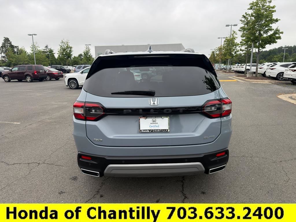 Certified 2023 Honda Pilot Elite image 6