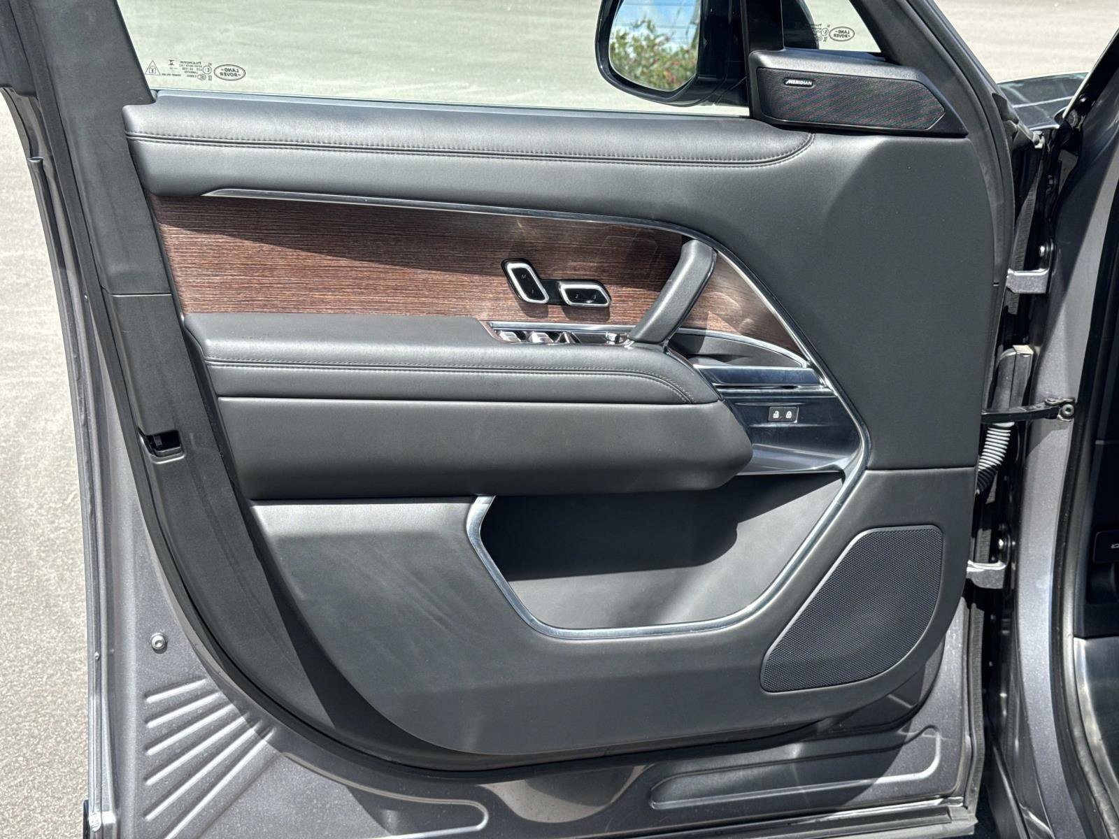 Used 2023 Land Rover Range Rover SE AWD/4WD image 19
