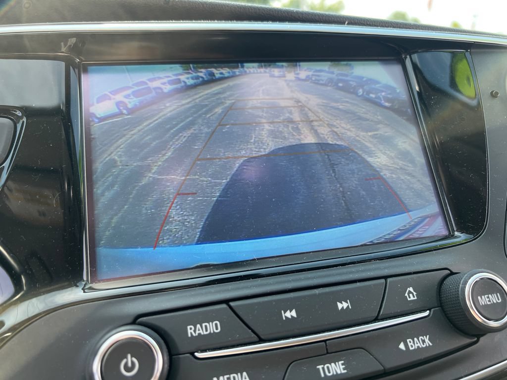 Used 2020 Buick Envision Essence AWD/4WD image 27