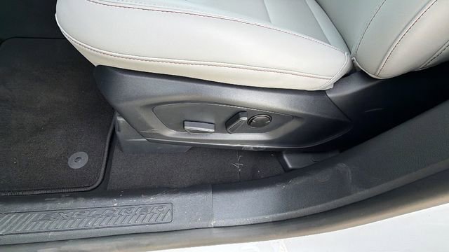 New 2026 Ford Explorer Active w/ Active Comfort Package image 21