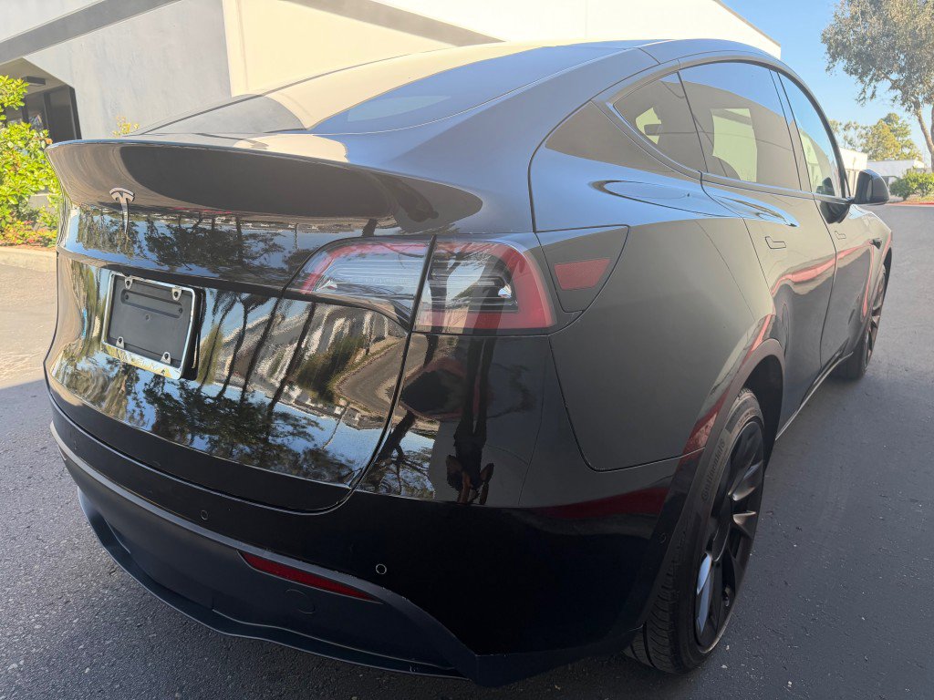 Used 2022 Tesla Model Y Long Range AWD/4WD image 8