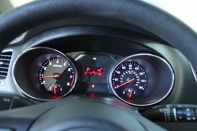 Used 2018 Kia Sedona L image 16