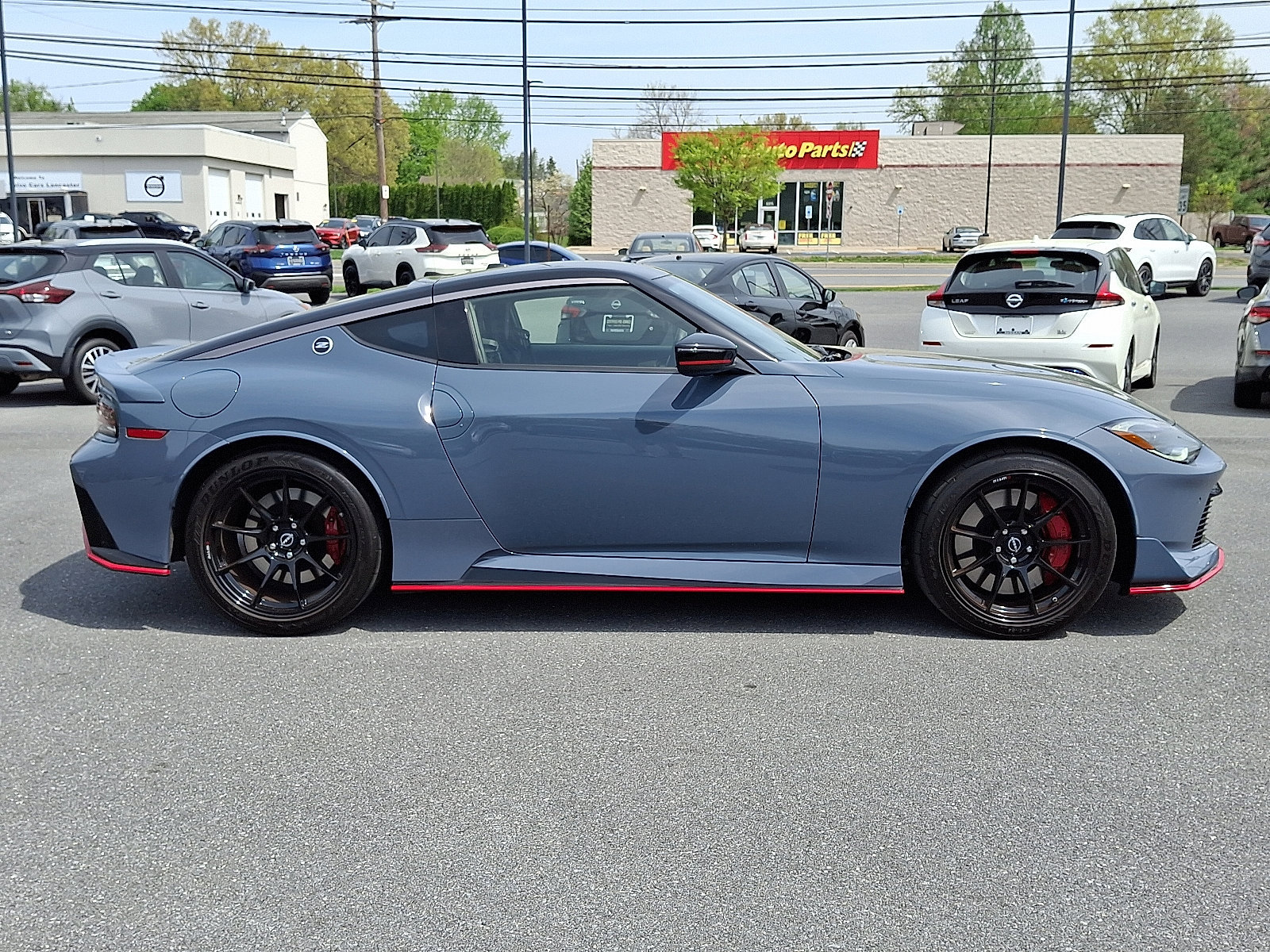 Certified 2024 Nissan Z NISMO w/ Floor Mat Package RWD image 8