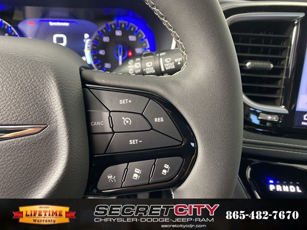 New 2026 Chrysler Pacifica Limited w/ S Appearance Package image 17