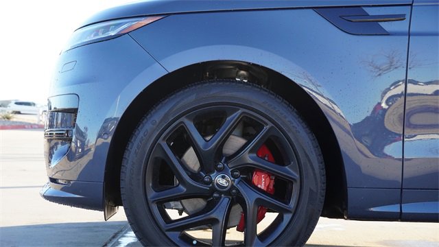 Used 2024 Land Rover Range Rover Sport Dynamic SE image 5
