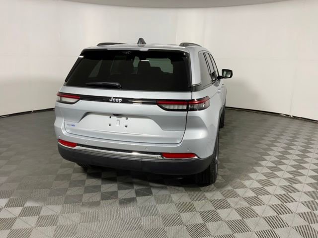 Used 2024 Jeep Grand Cherokee Limited 4xe w/ Luxury Tech Group II image 9