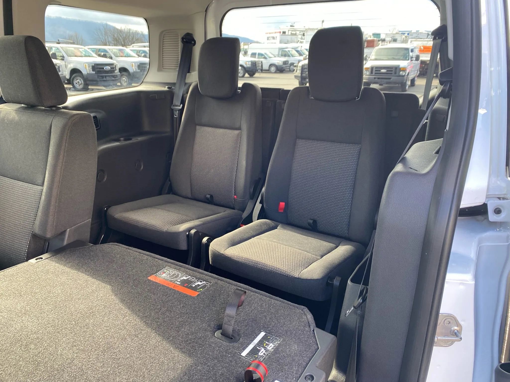 Used 2016 Ford Transit Connect XL image 22