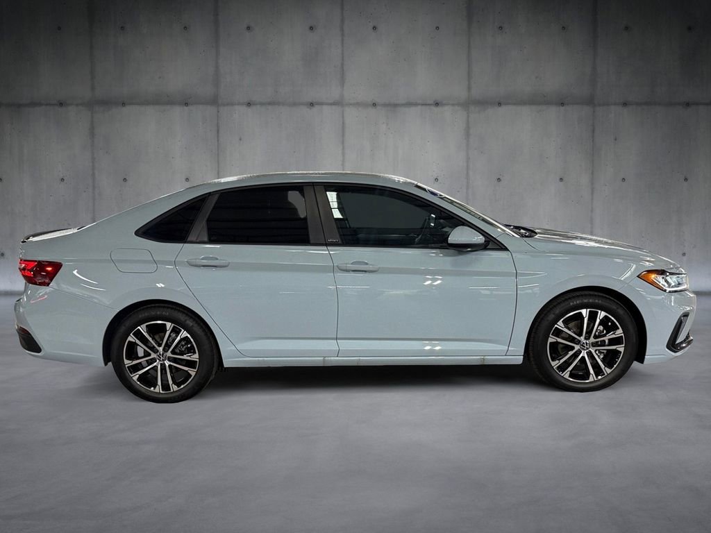 New 2026 Volkswagen Jetta Sport FWD image 6