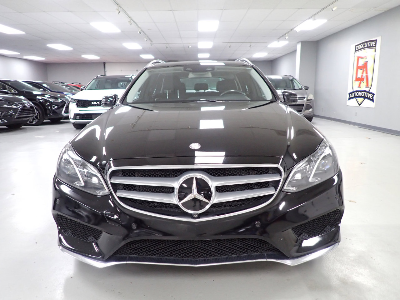 Used 2014 Mercedes-Benz E 350 4MATIC Wagon w/ Premium 1 Package image 23