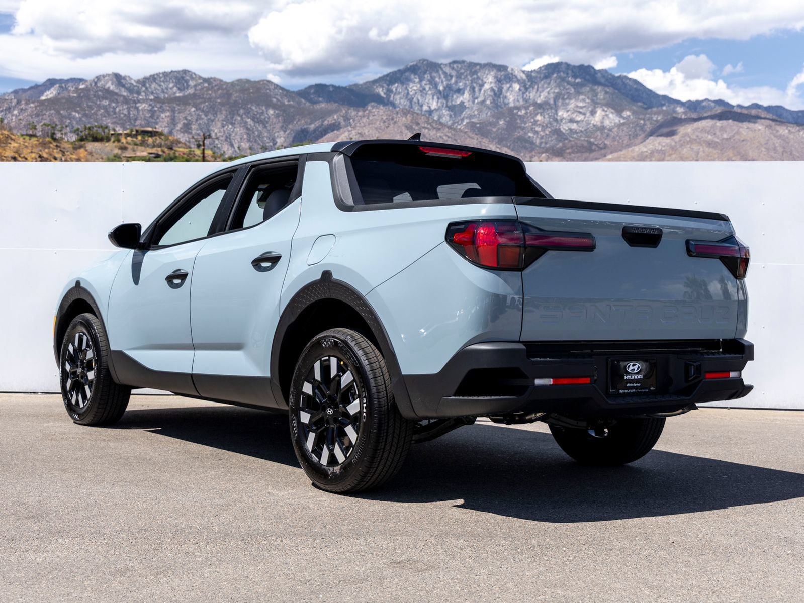 New 2027 Hyundai Santa Cruz SE FWD image 4