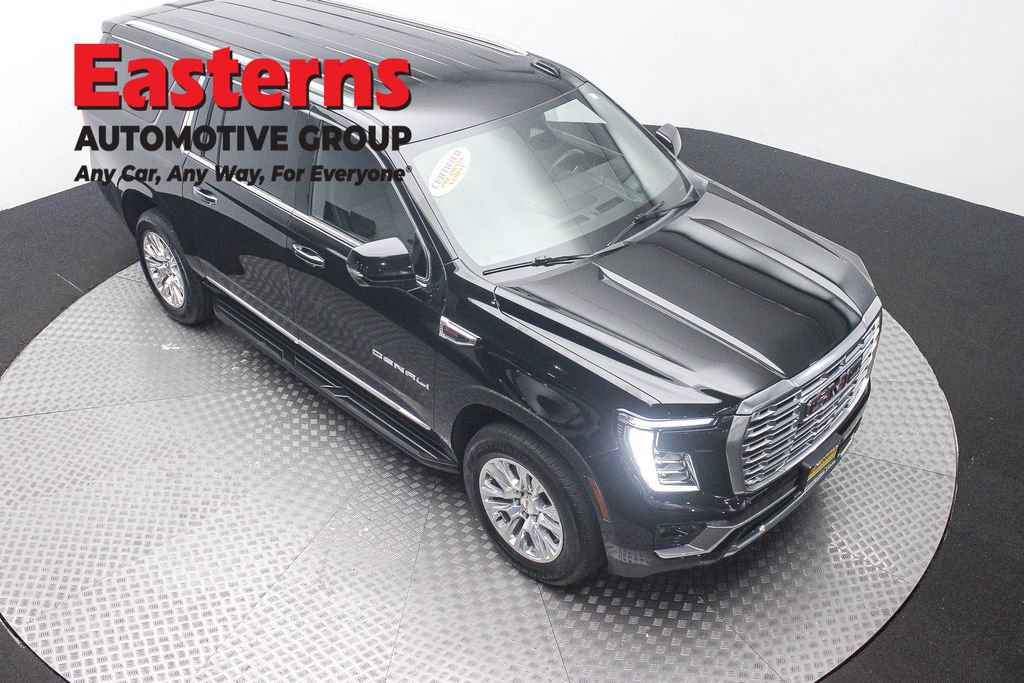 Used 2025 GMC Yukon XL Denali AWD/4WD image 3