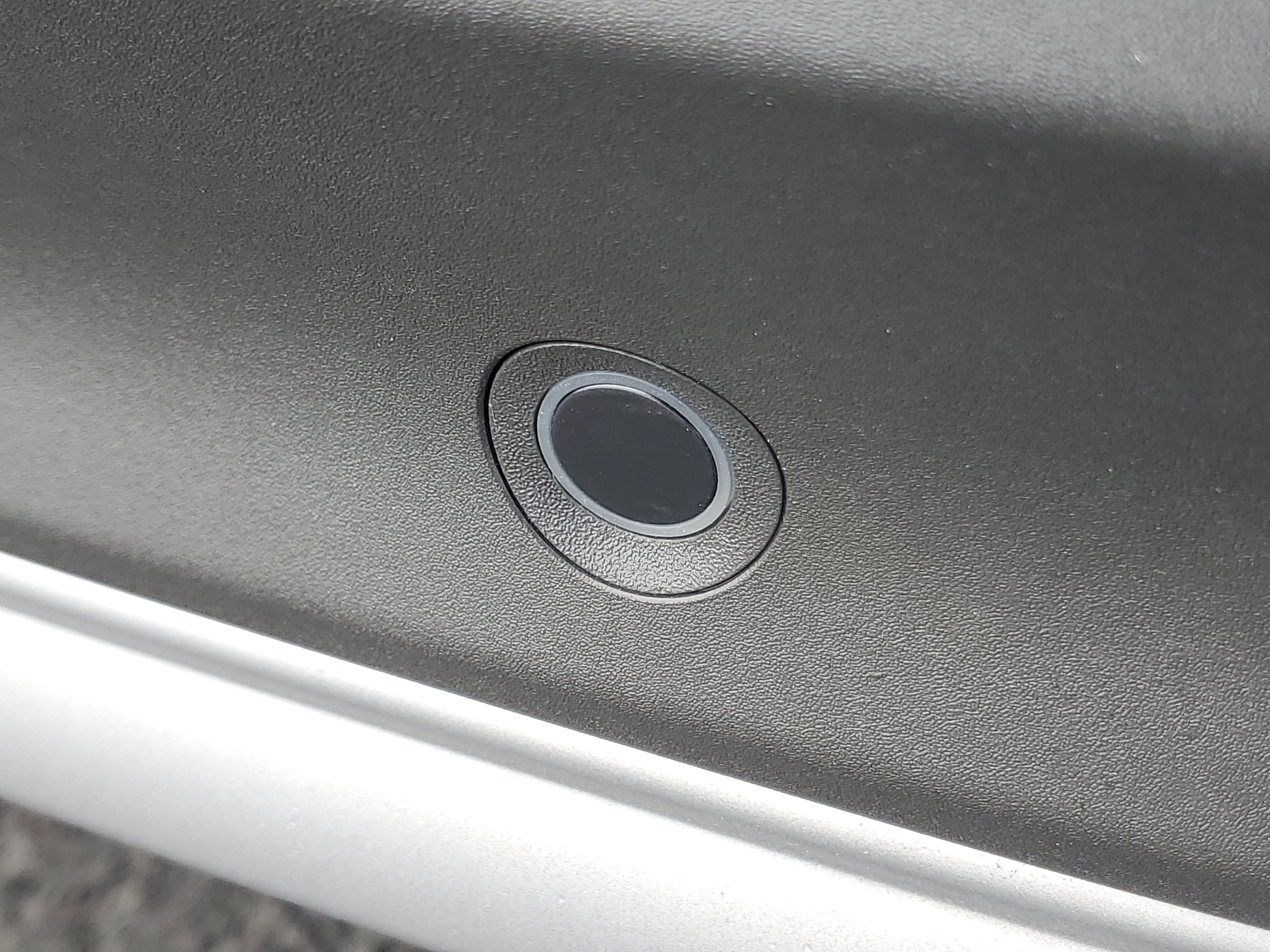 New 2025 Lincoln Corsair Reserve w/ Equipment Group 202A image 6