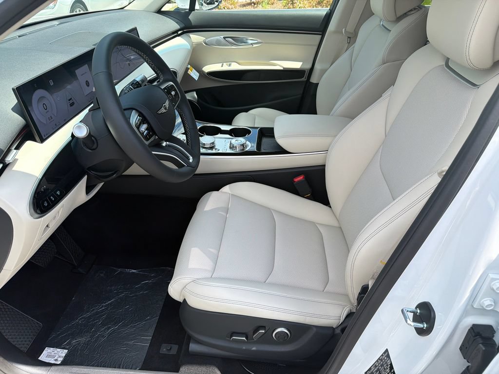 New 2027 Genesis GV70 2.5T AWD/4WD image 11