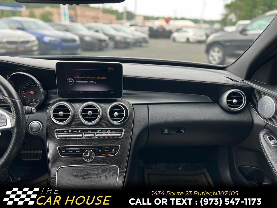 Used 2015 Mercedes-Benz C 300 Sport image 29
