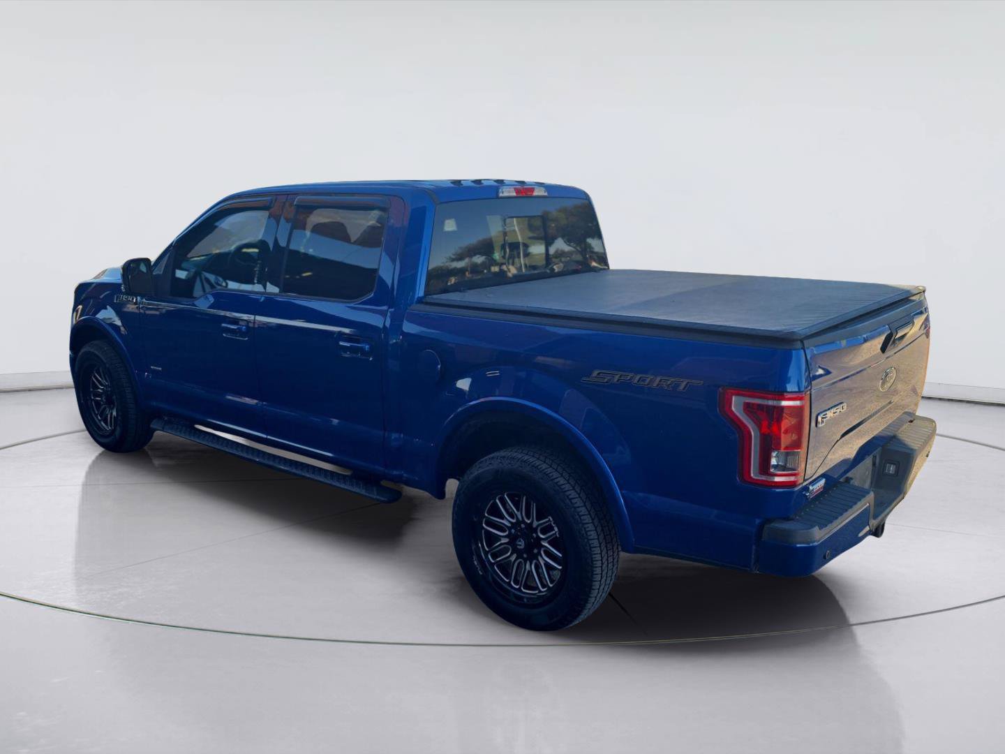 Used 2017 Ford F150 XLT w/ Equipment Group 302A Luxury RWD image 5