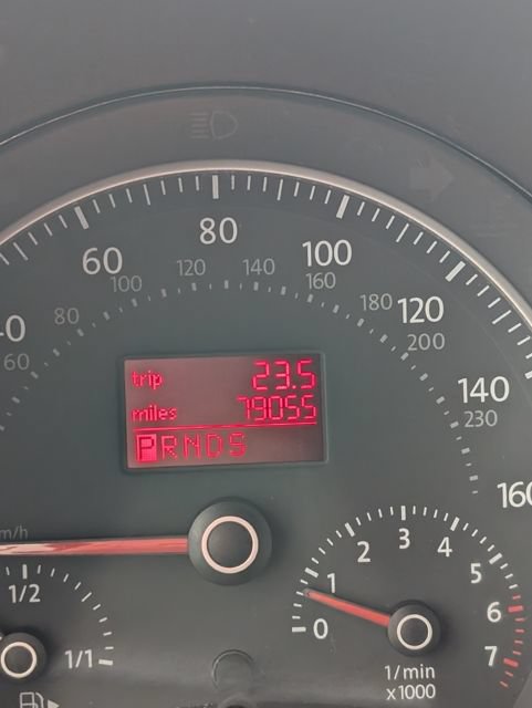 Used 2008 Volkswagen Beetle SE FWD image 13