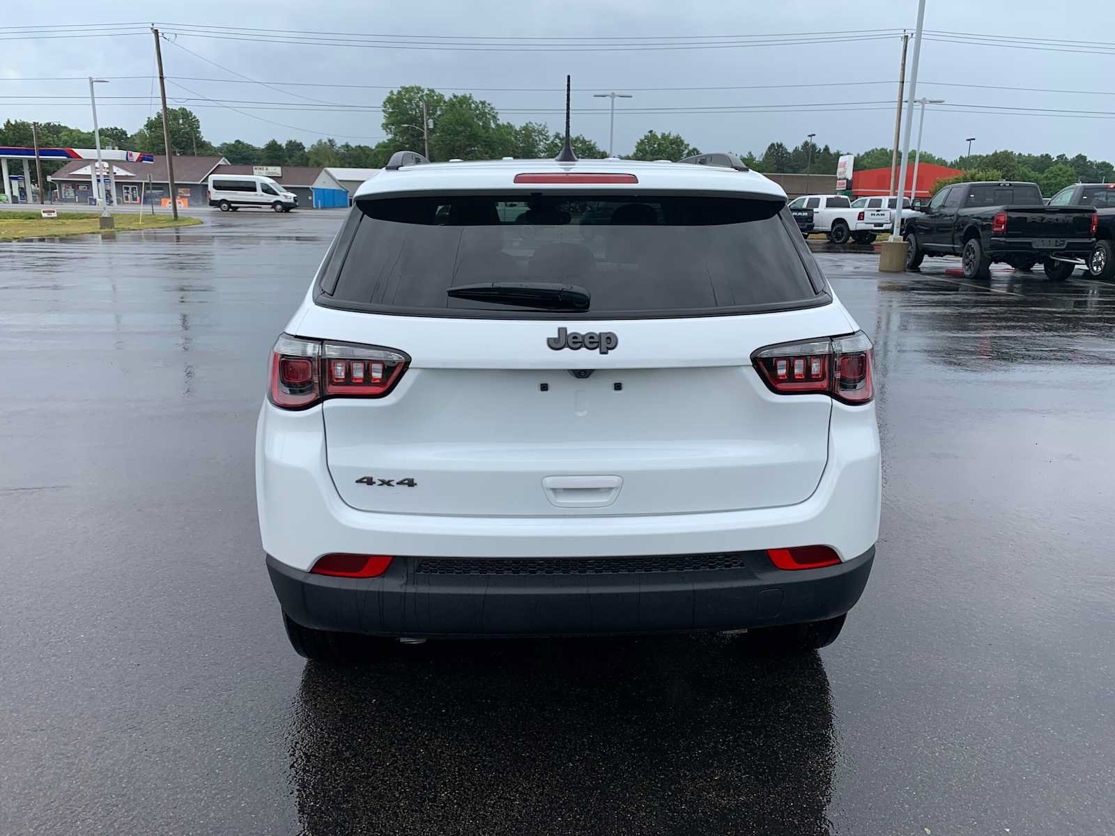 New 2026 Jeep Compass Latitude AWD/4WD image 6