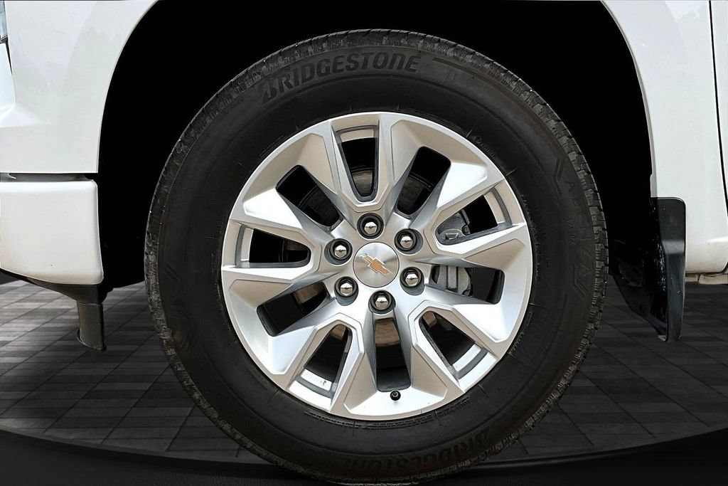 Used 2025 Chevrolet Silverado 1500 Custom RWD image 33