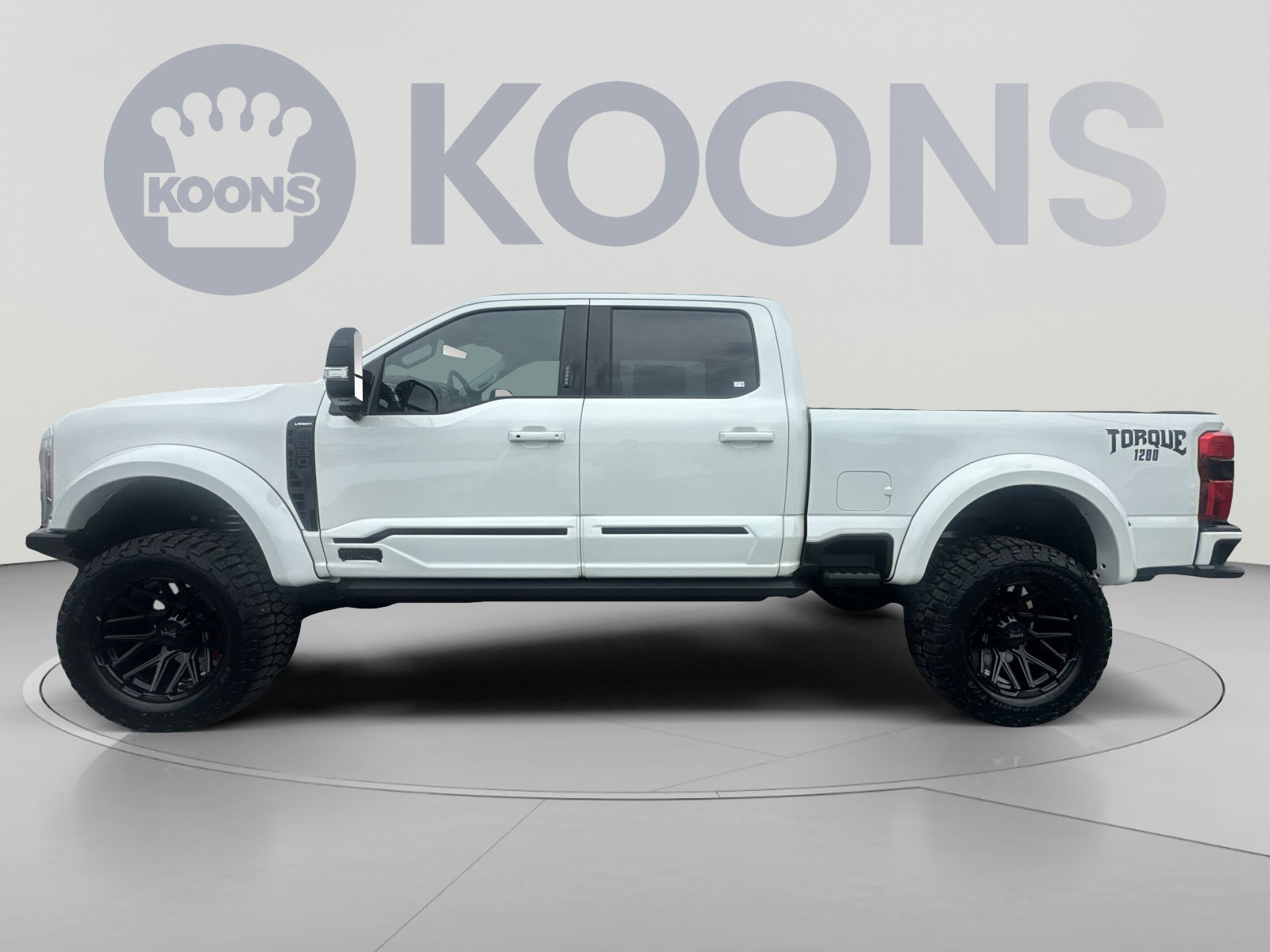 New 2026 Ford F250 Lariat w/ Black Appearance Package AWD/4WD image 7